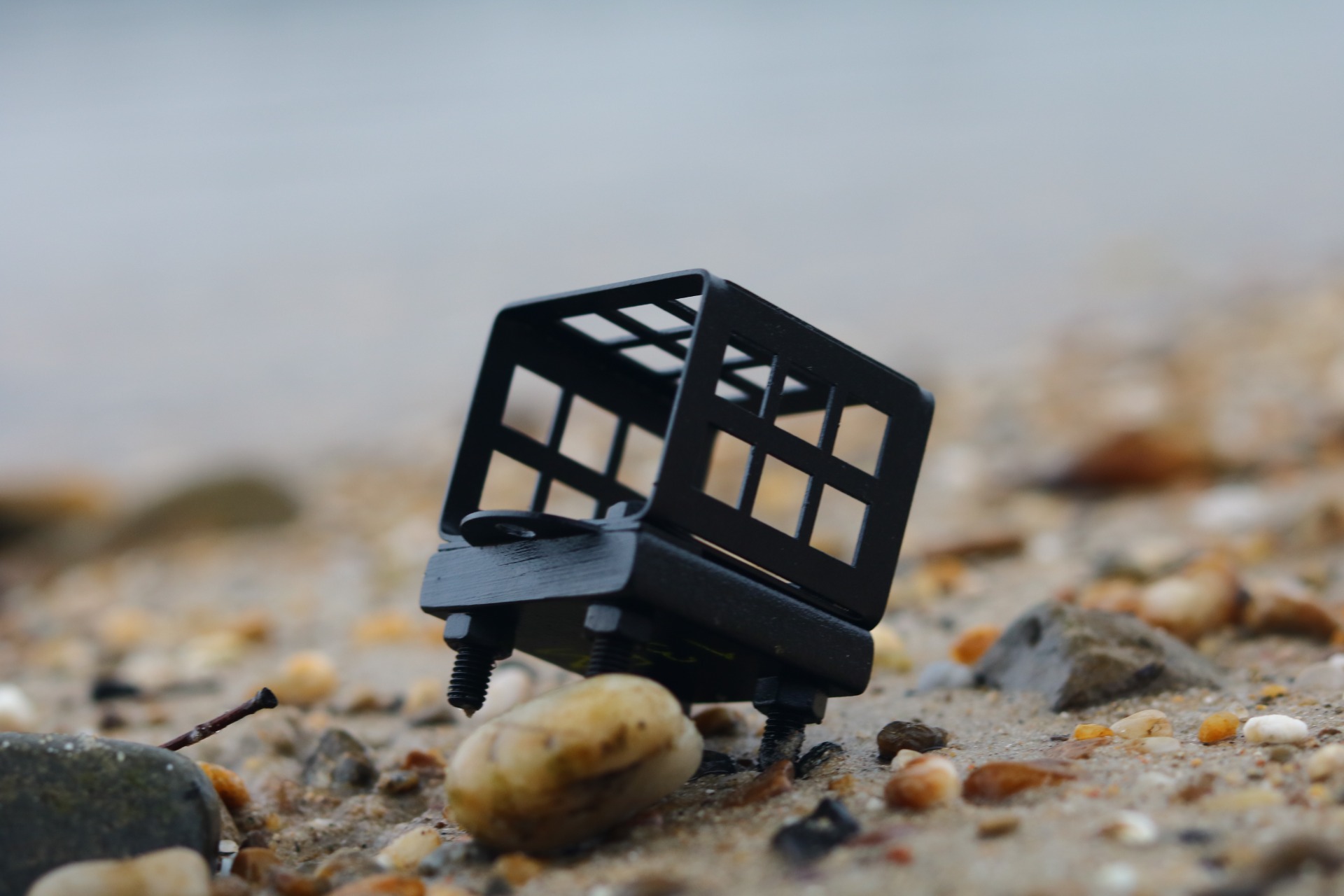 PRK River Carp Master M méretű feeder etetőkosár folyóvízi pontyozáshoz